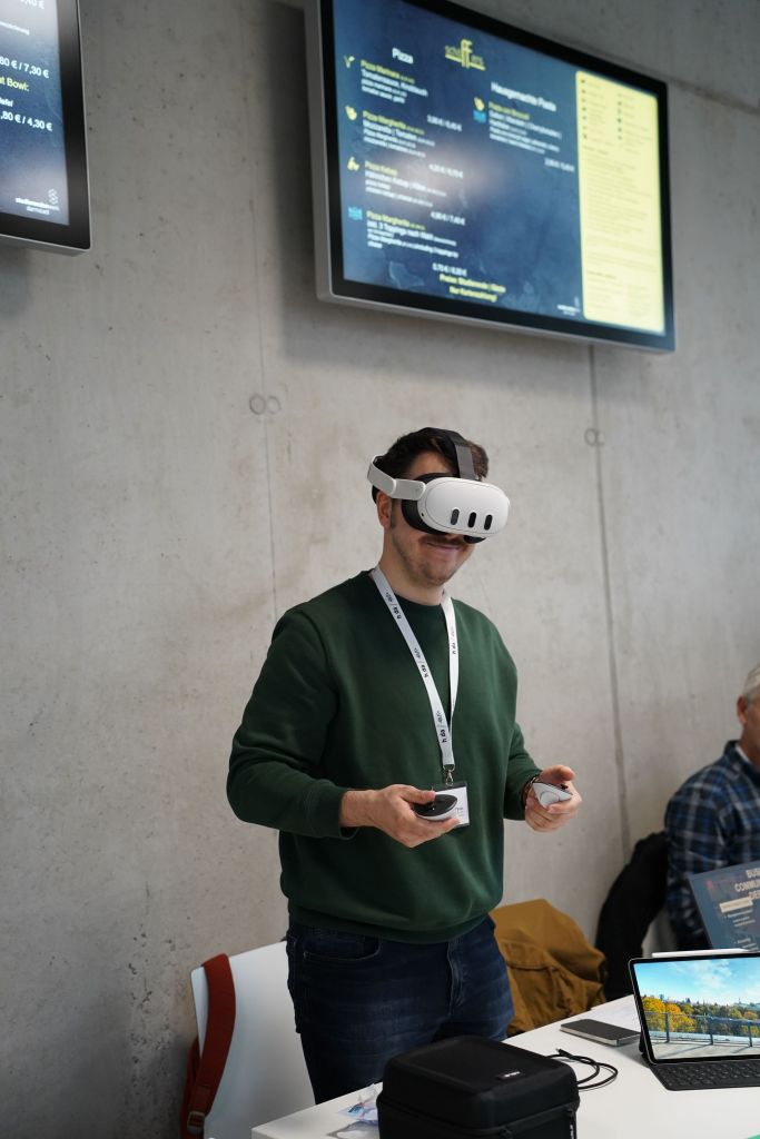 Person with VR-glasses