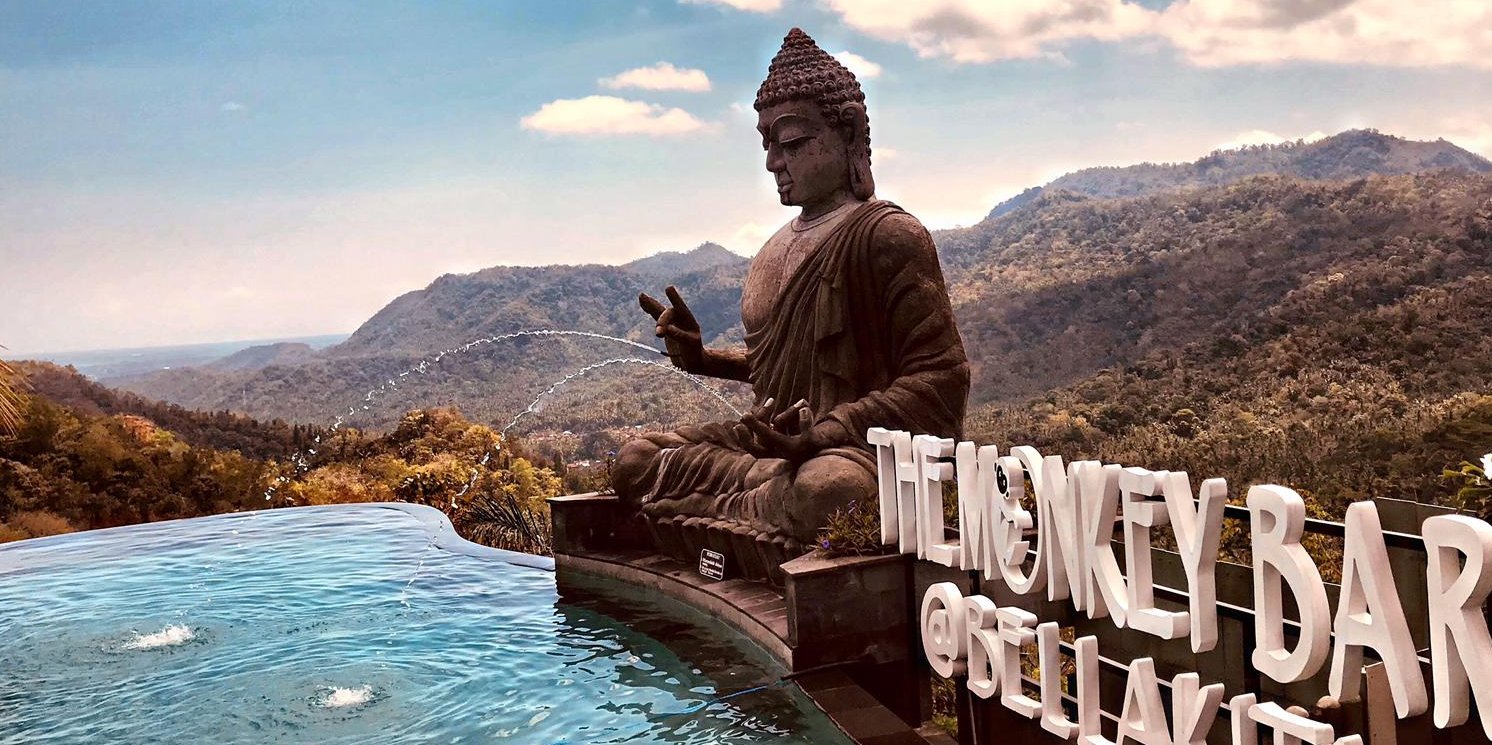 Eine große Buddha-Statue auf Bali